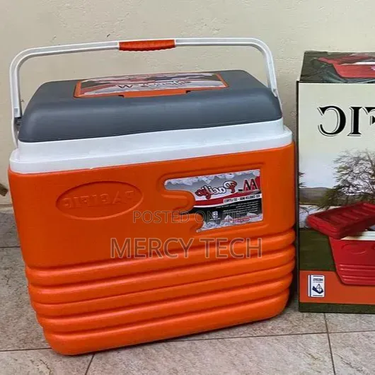 Pacific Cooler Box 100L