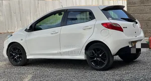 Mazda Demio 2012