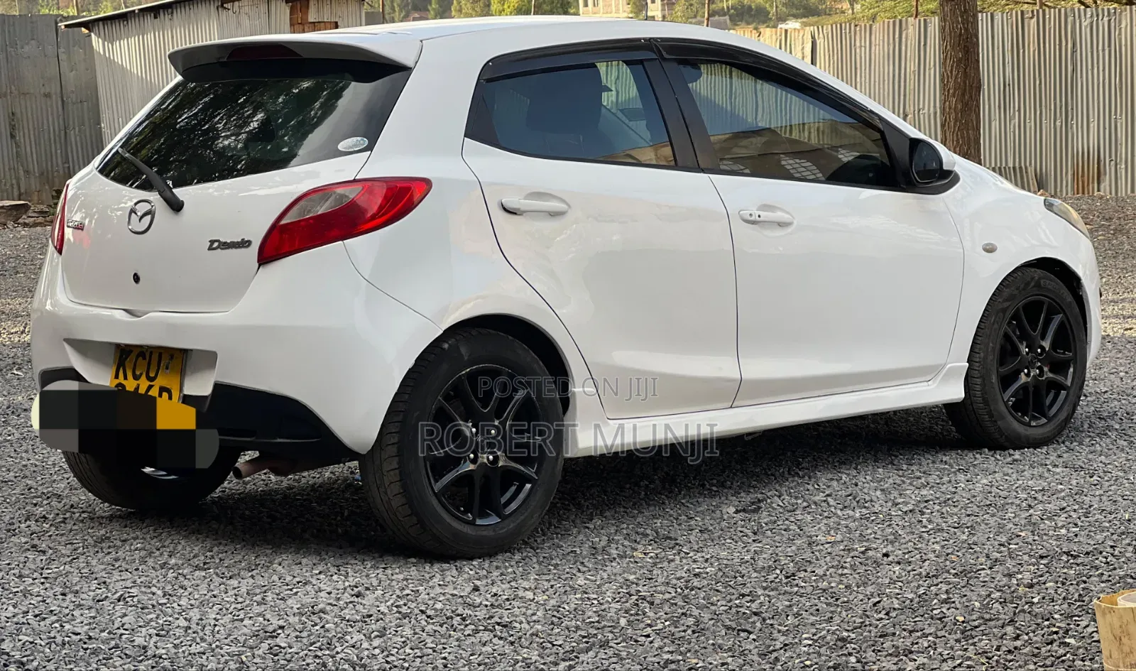 Mazda Demio 2012