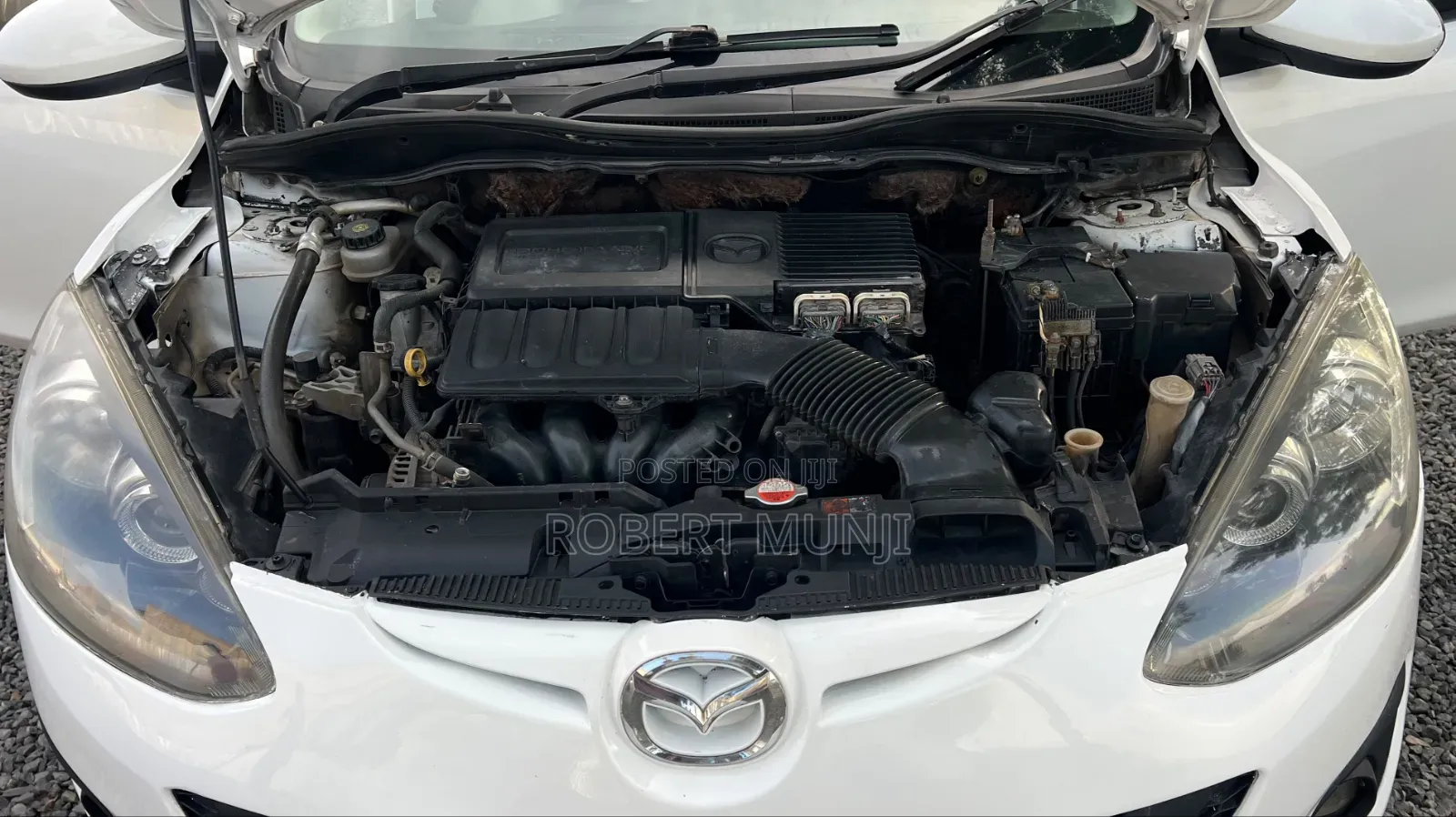 Mazda Demio 2012