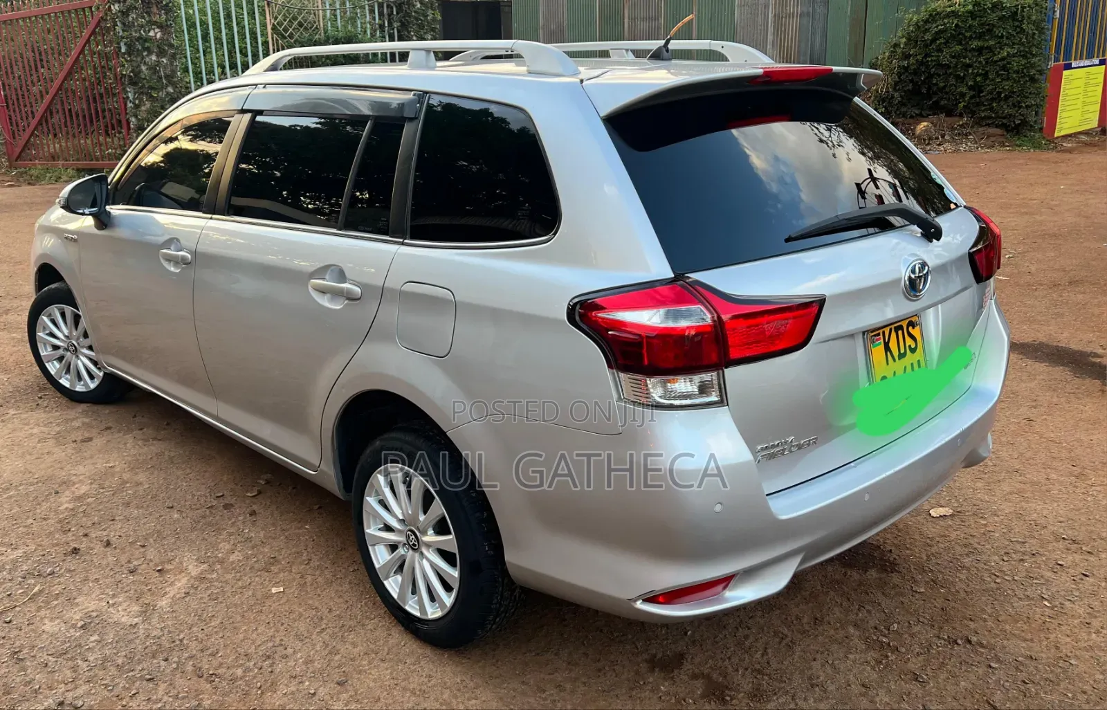 Toyota Corolla Fielder 2018 Silver