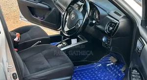 Toyota Corolla Fielder 2018 Silver