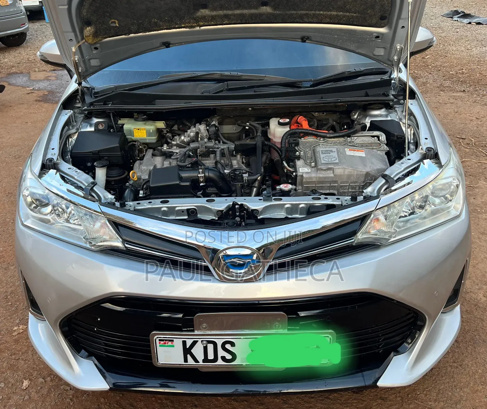 Toyota Corolla Fielder 2018 Silver
