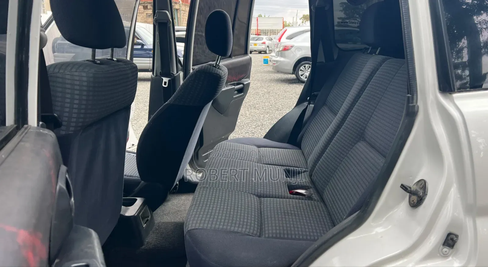 Mitsubishi Pajero IO 2000 White