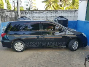 Nissan Advan 2012 Black