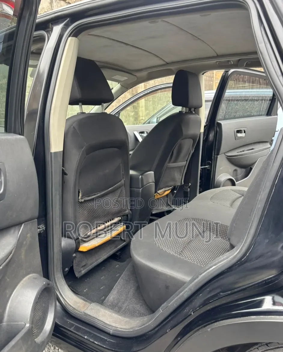 Nissan Dualis 2010 Black