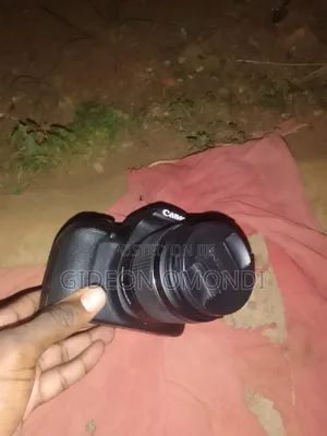 Eos 2000d Camera