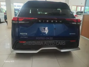 Nissan Note 1.2 Hybrid 2022 Blue