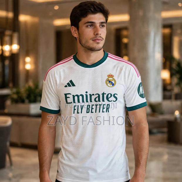 Real Madrid 2026/27 Players Version - thumbnail 2