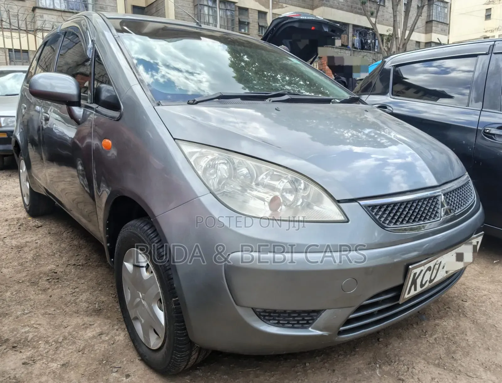 Mitsubishi Colt Plus 2012 Gray