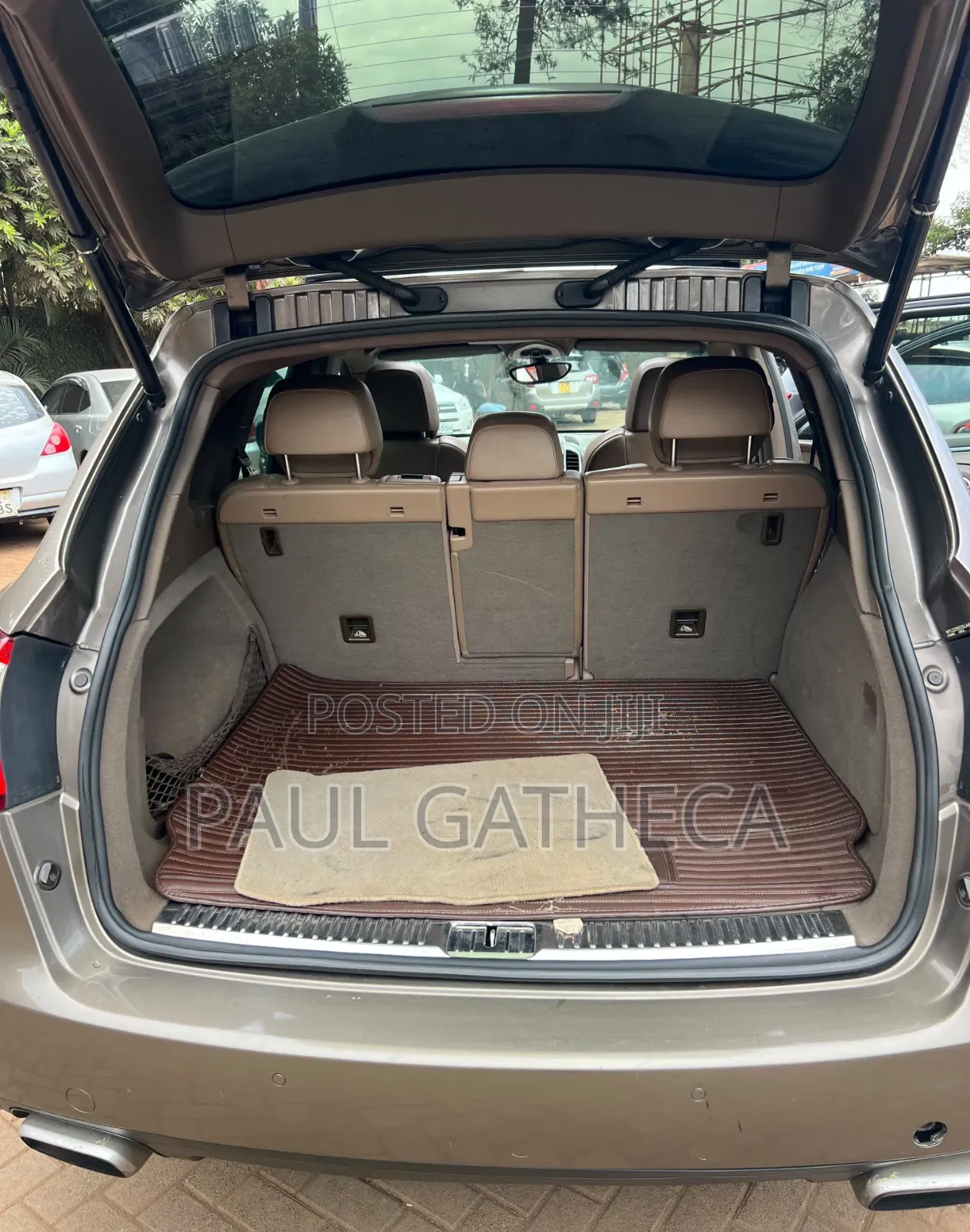Porsche Cayenne 2014 Gold
