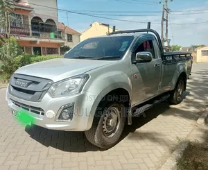 Isuzu D-MAX 2021 Silver