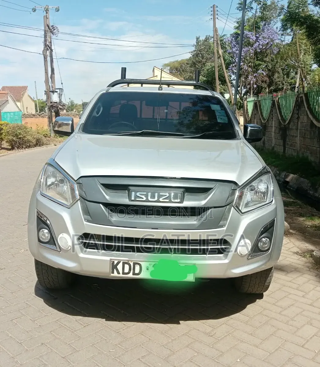Isuzu D-MAX 2021 Silver
