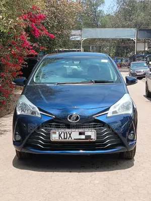 Toyota Vitz 2018 Blue