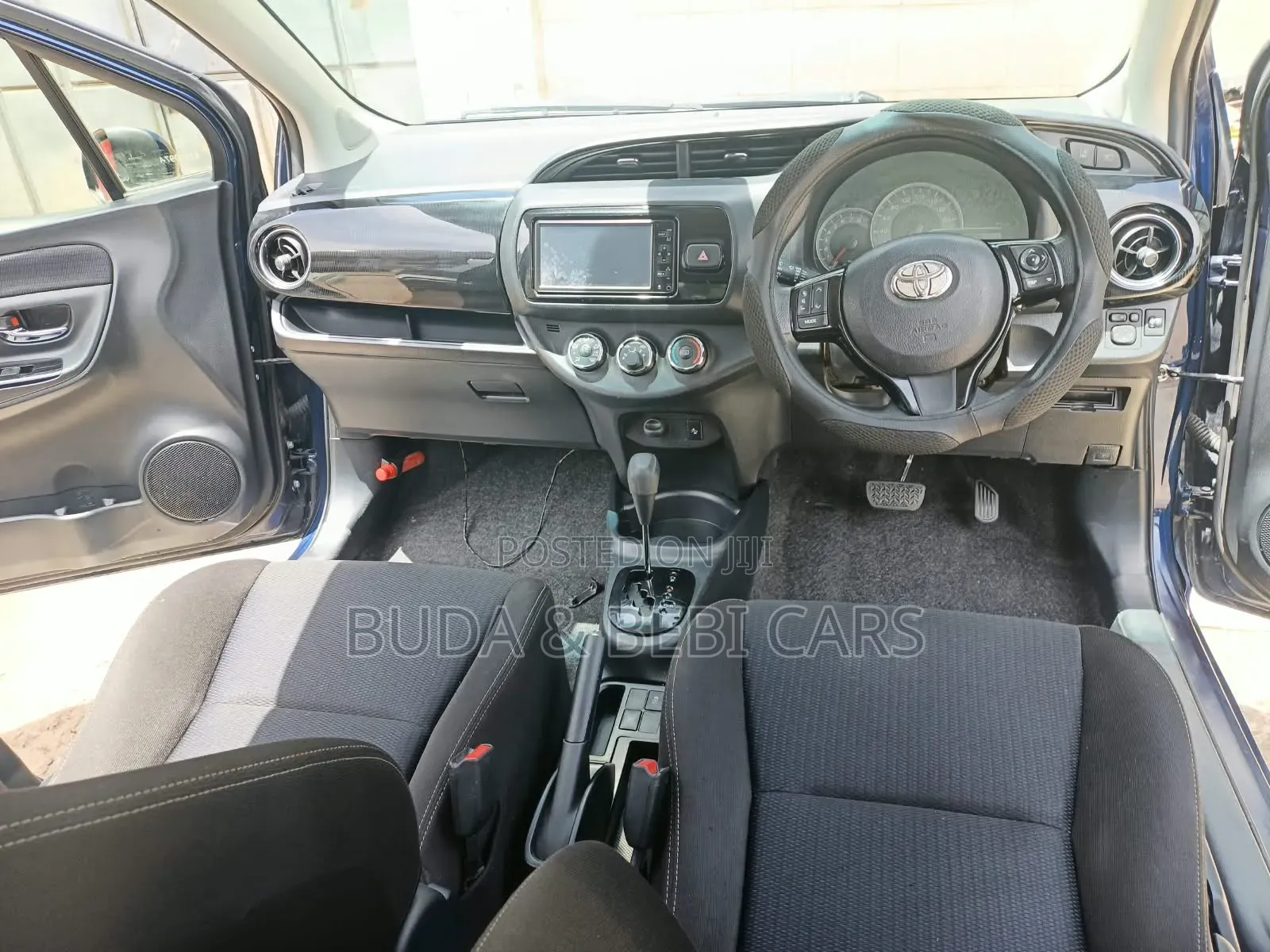 Toyota Vitz 2018 Blue