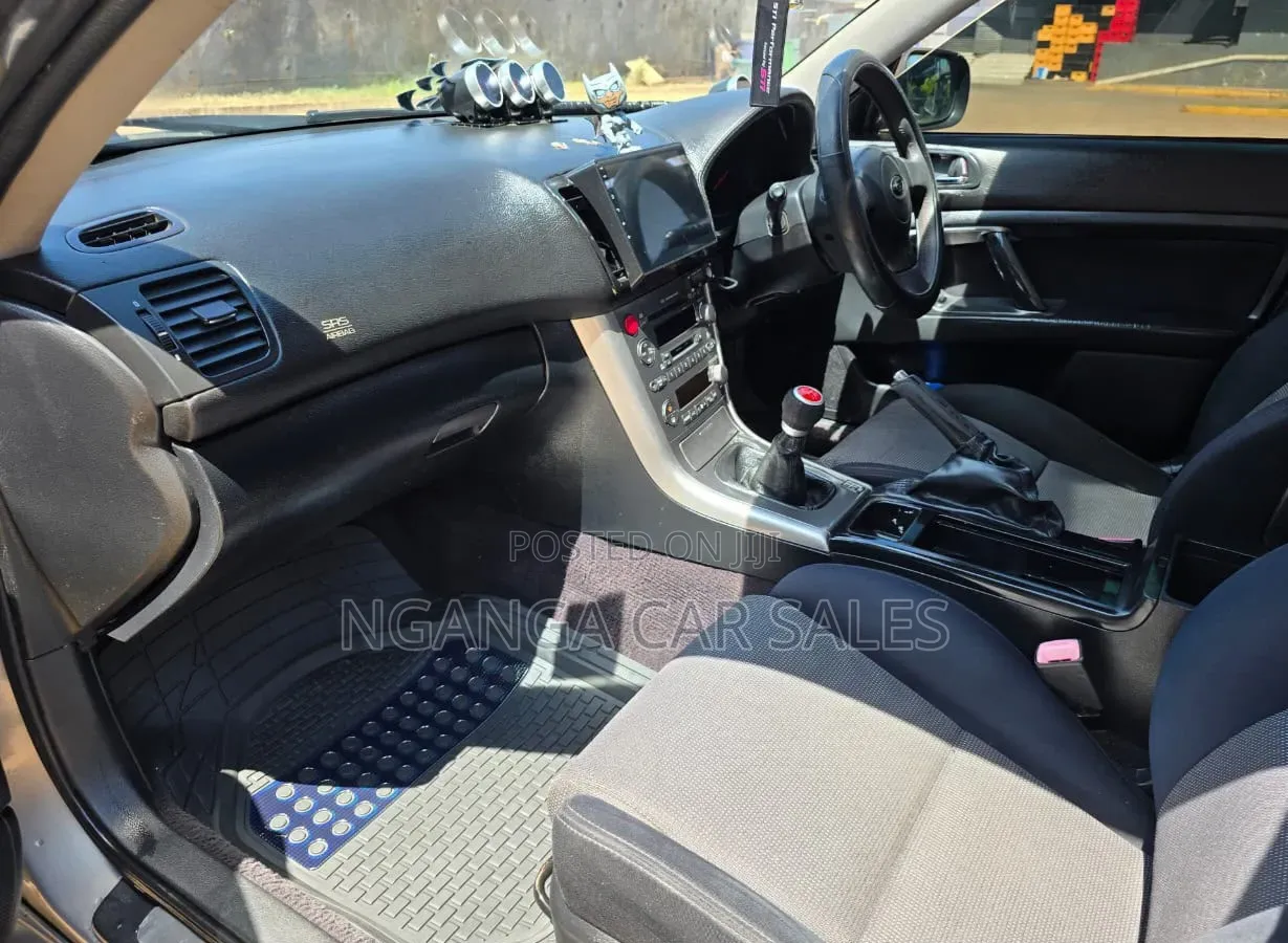 Subaru Legacy 2006 Silver