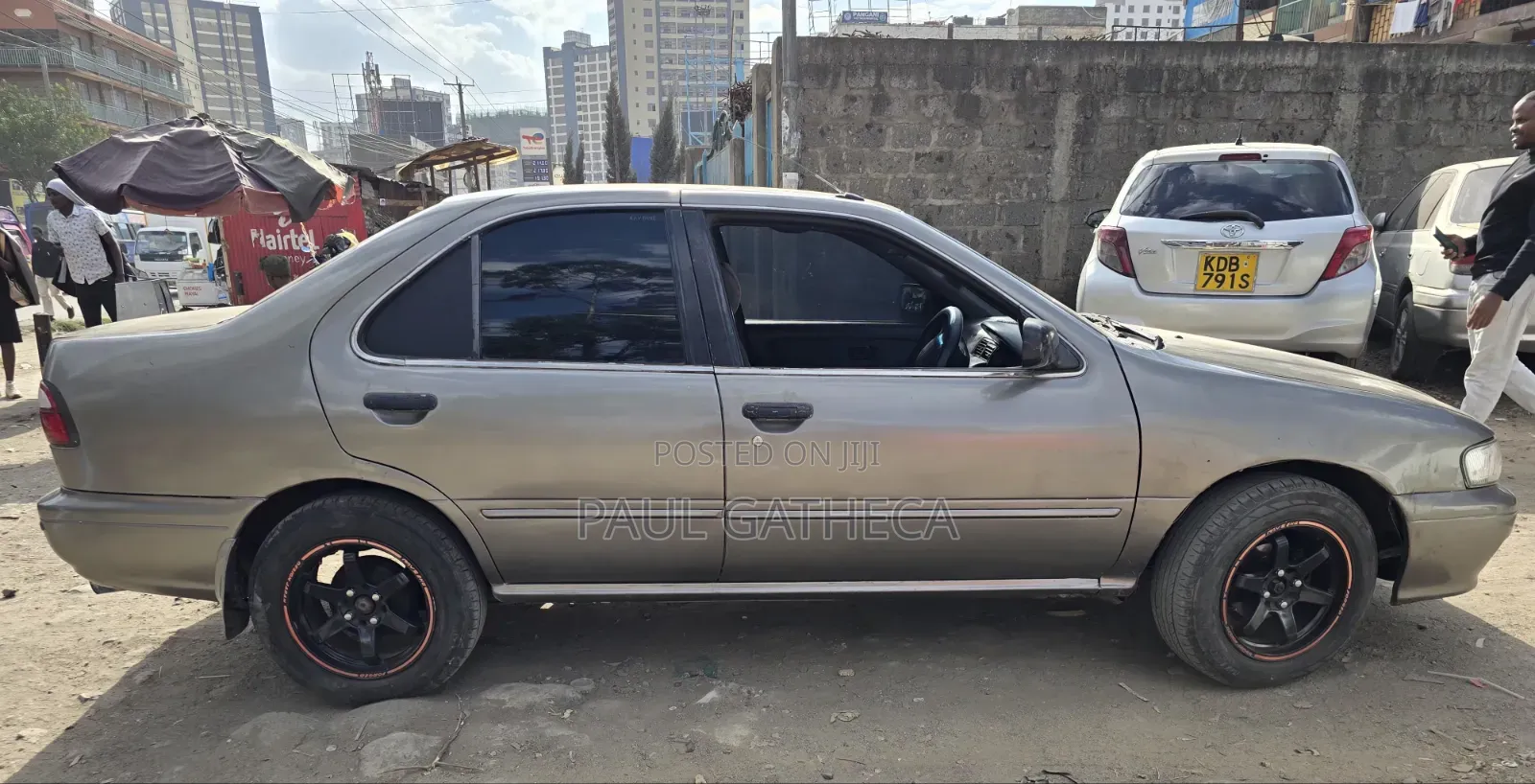 Nissan FB14 1999 Gold