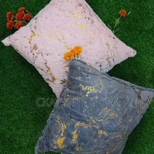 Good Quality and of Enough Fibre Content Throw Pillows