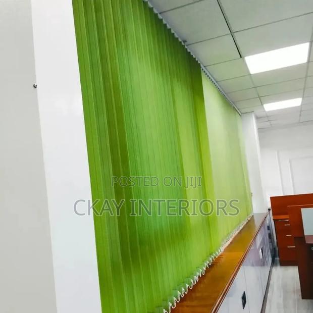 Green Plain, Blue With White Vertical Blinds - main view