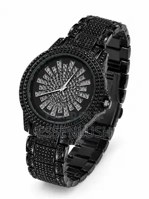 Black Crystal Quartz Watch for Men & Women – Luxury Style