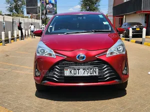 Toyota Vitz 1.5 FWD 5dr 2019 Red