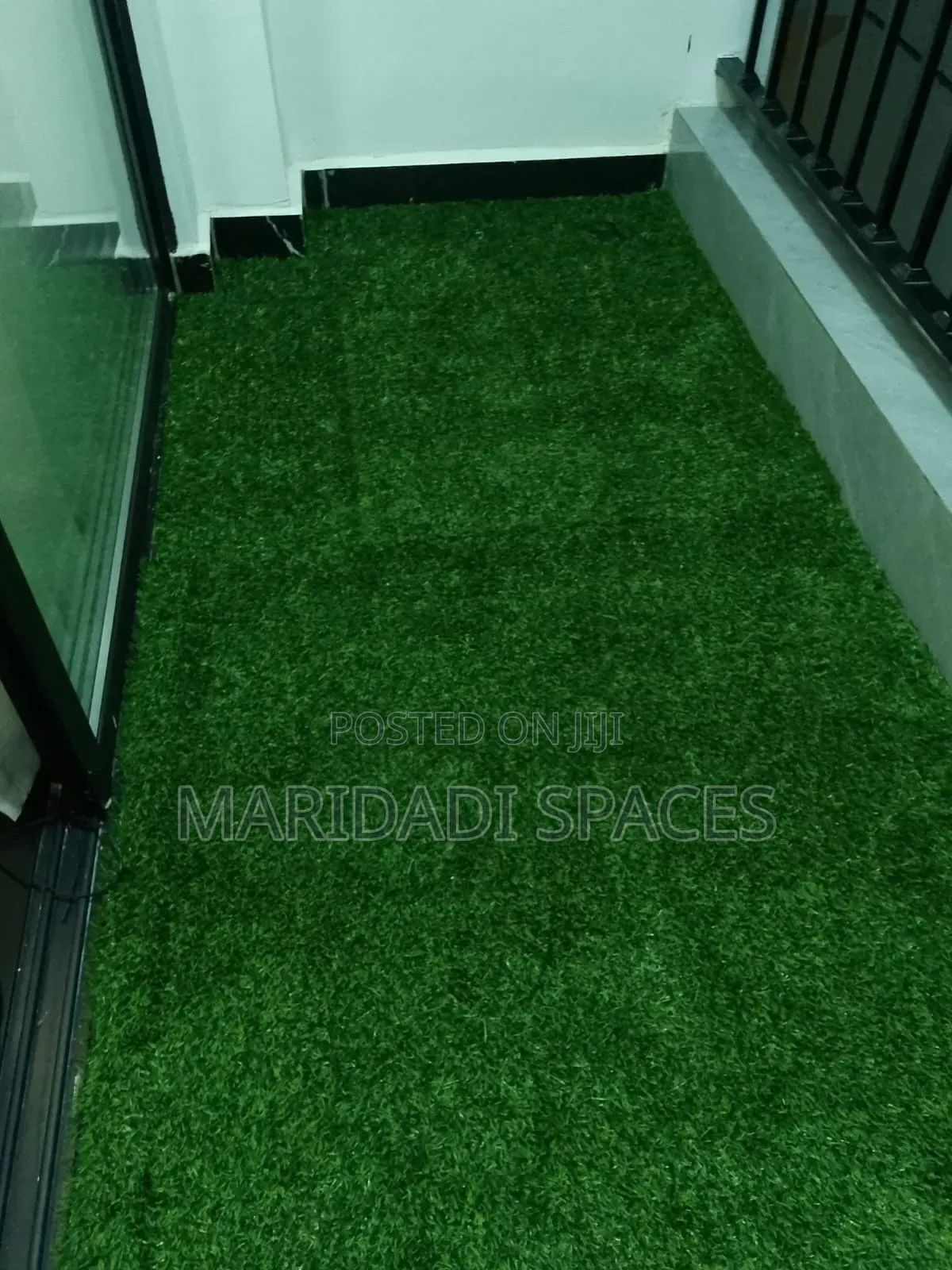 Affordable Artificial 25mm Turf Grass for Playgrounds & Balconies
