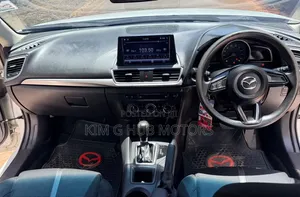 Mazda Axela 2016 Pearl