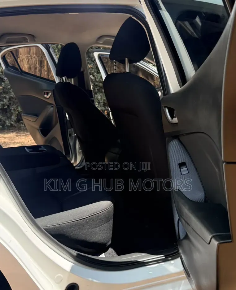 Mazda Axela 2016 Pearl
