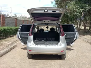 Nissan Note 2012 Silver