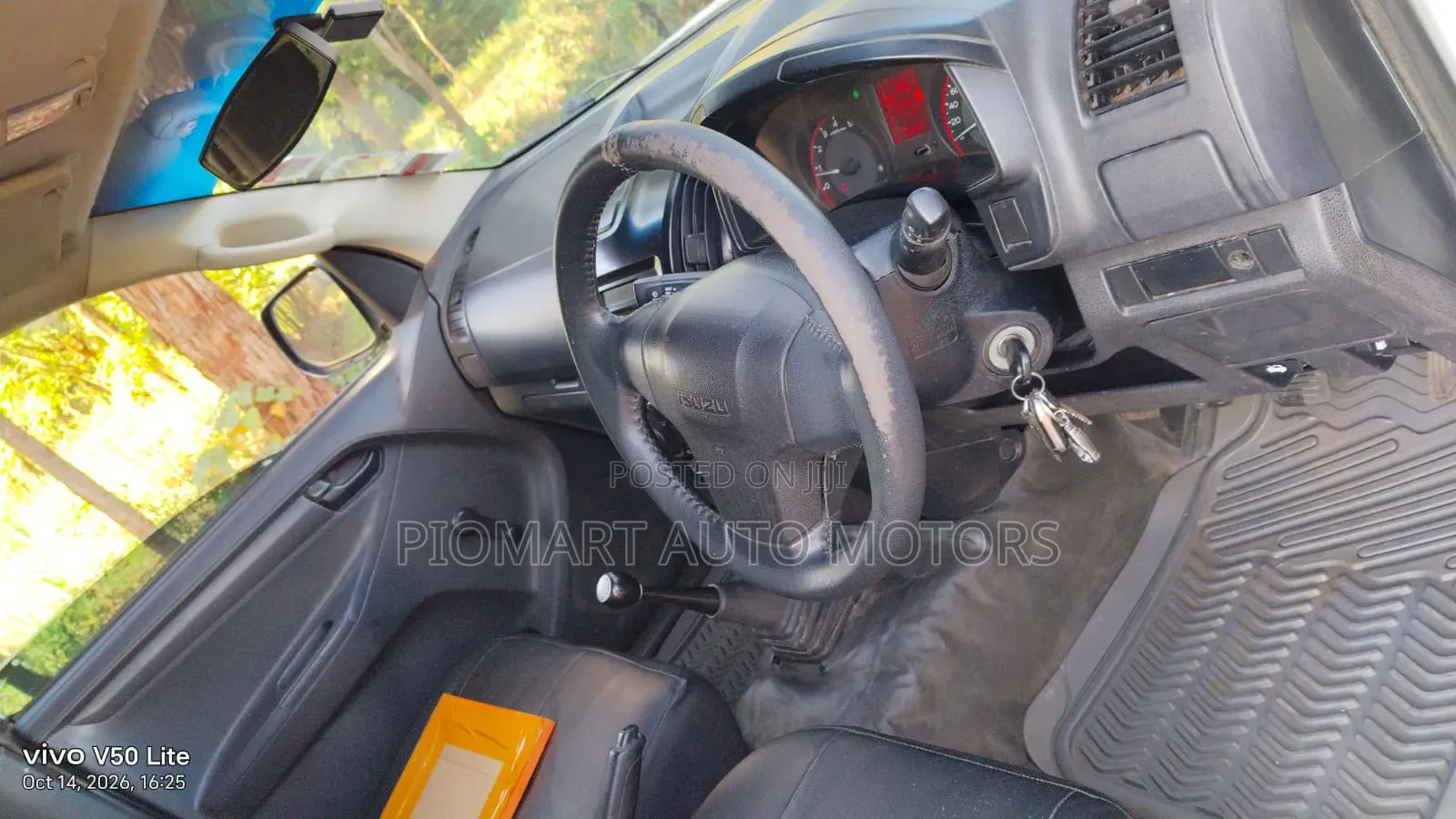 Isuzu D-MAX 2023 White