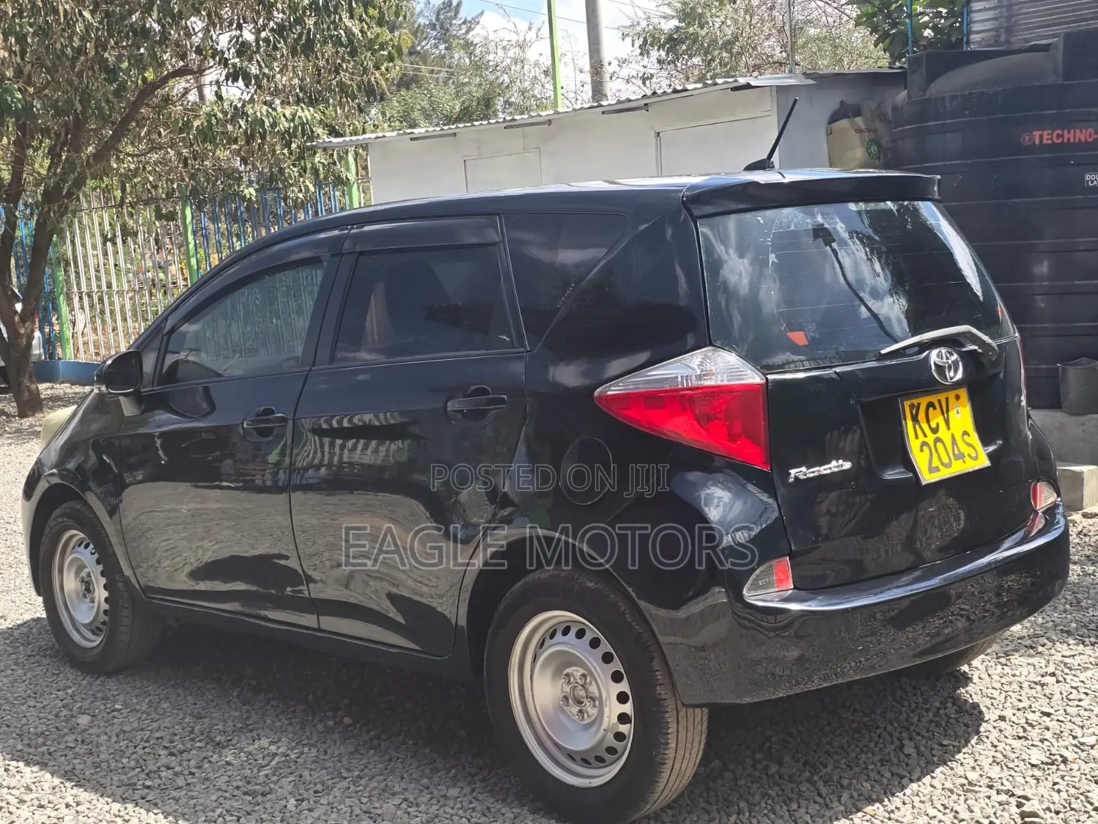 Toyota Ractis 2012 Black