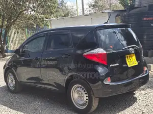 Toyota Ractis 2012 Black