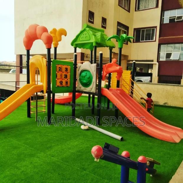 25mm Artificial Grass Carpet Installed in Playgroup Grounds - thumbnail 2