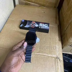 Bold Screen Design Unique Smartwatch T900 ULTRA -BLACK