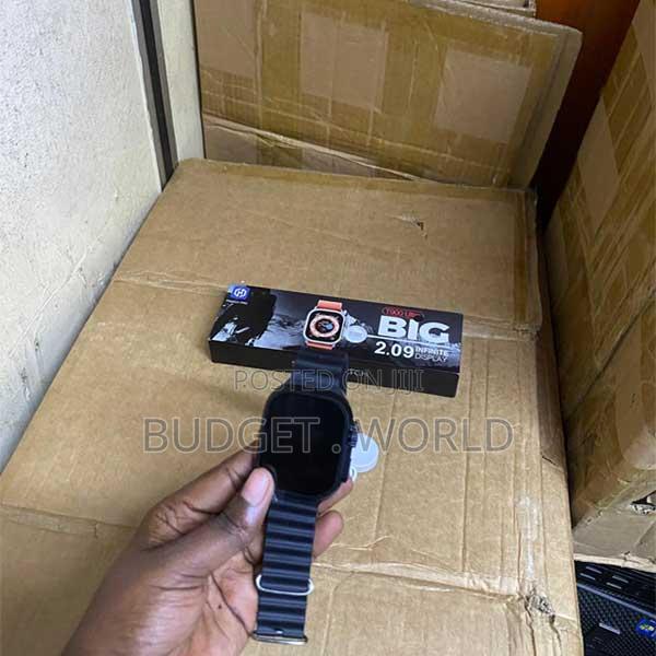 Bold Screen Design Unique Smartwatch T900 ULTRA -BLACK - thumbnail 2