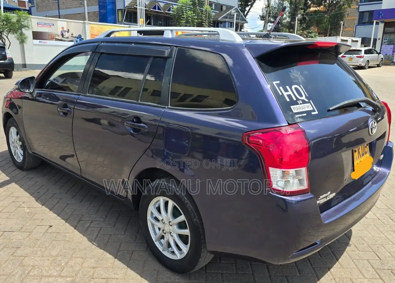 Toyota Corolla Fielder 2013 Blue