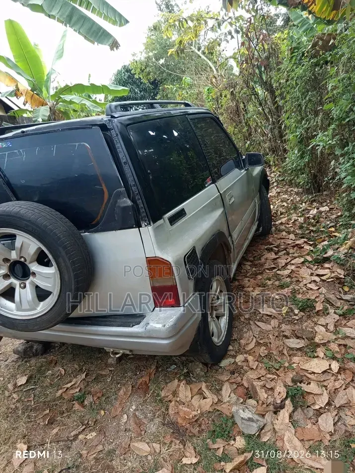 Suzuki e Vitara 2025 Gray