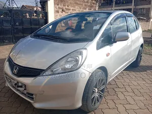 Honda Fit 2011 Silver
