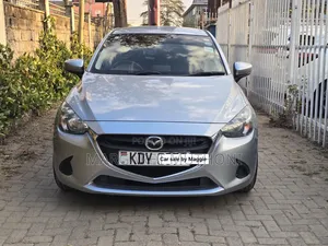 Mazda Demio 2019 Silver
