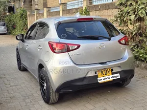 Mazda Demio 2019 Silver