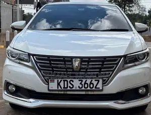 Toyota Premio 1.8 FWD 2018 White