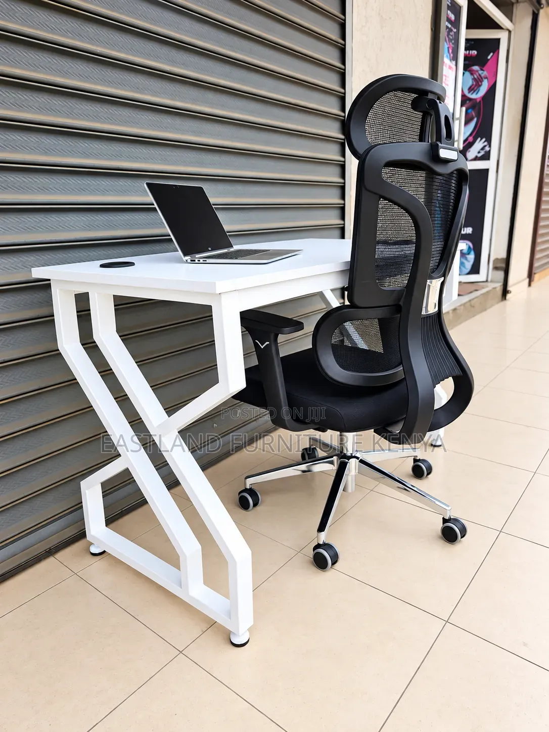 White Modern Office Desk With Black Ergonomic Mesh Chair