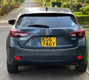 Mazda Axela SV Premium 2014 Gray