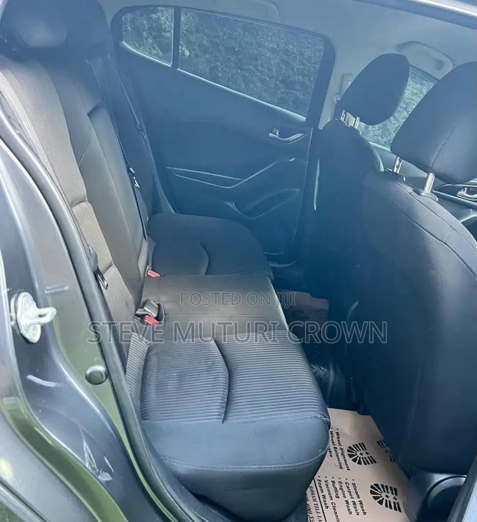 Mazda Axela SV Premium 2014 Gray