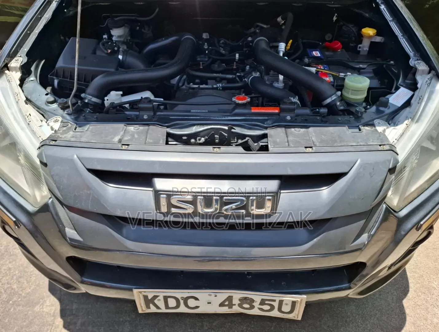 Isuzu D-MAX 2021 Gray
