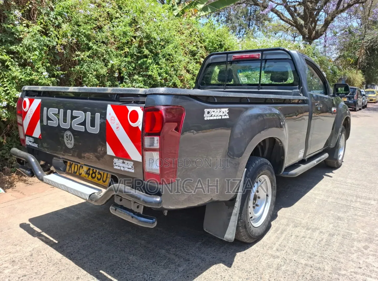 Isuzu D-MAX 2021 Gray