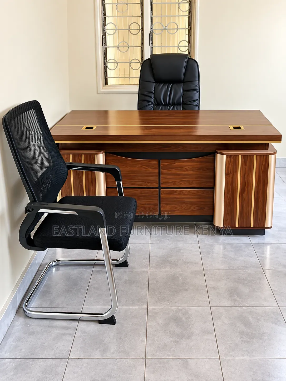 Executive Wooden Office Desk With Storage Cabinets