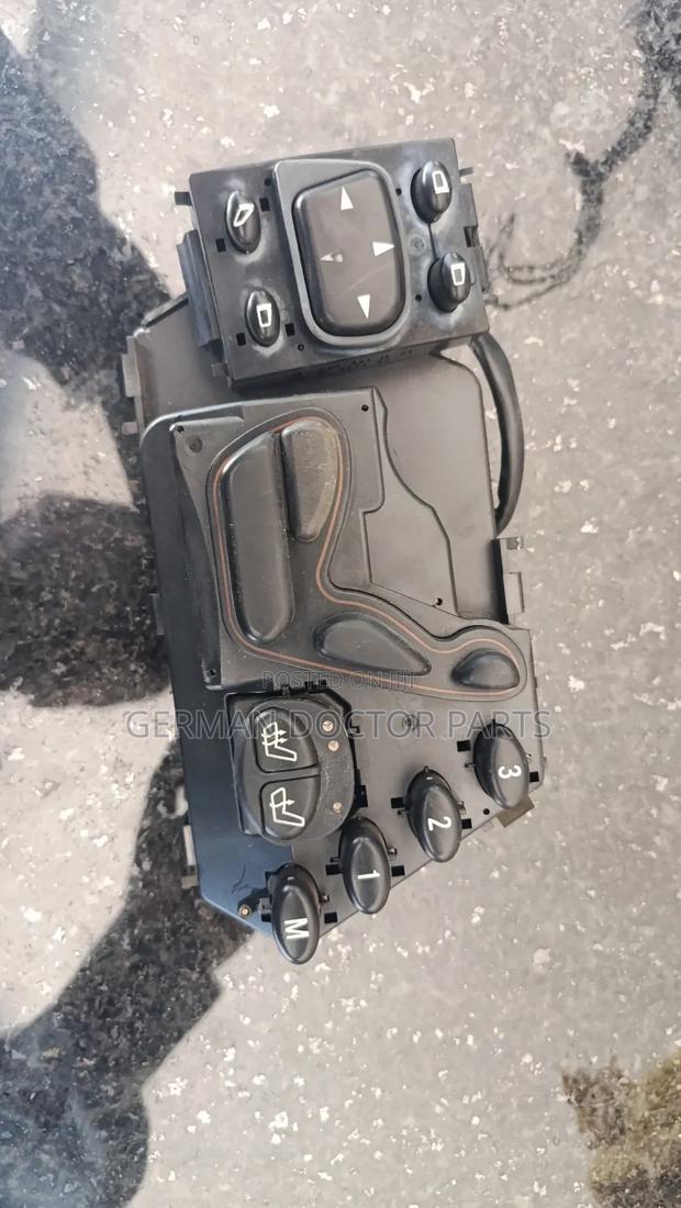 W220 Door Module - main view