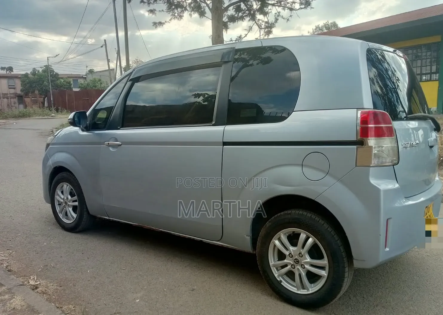 Toyota Spade 2015 Gray