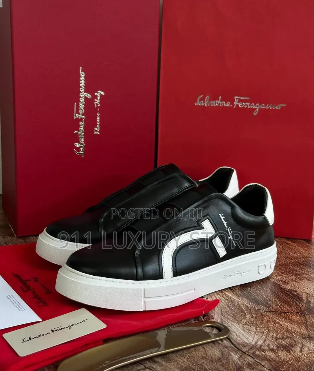 Salvatore Ferragamo Gancini Sneakers
